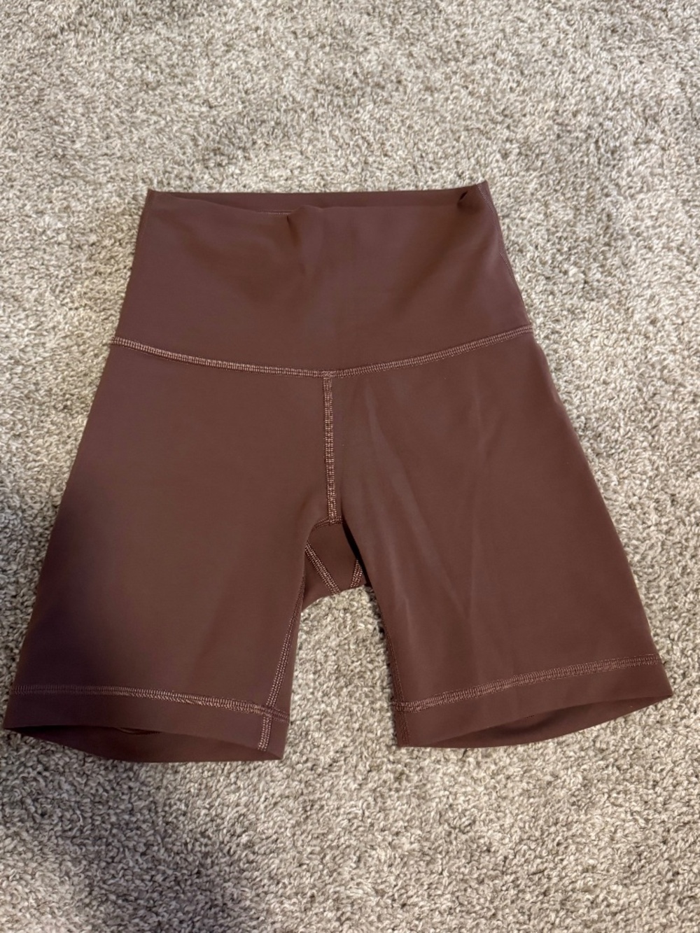 Lululemon Wunder train shorts